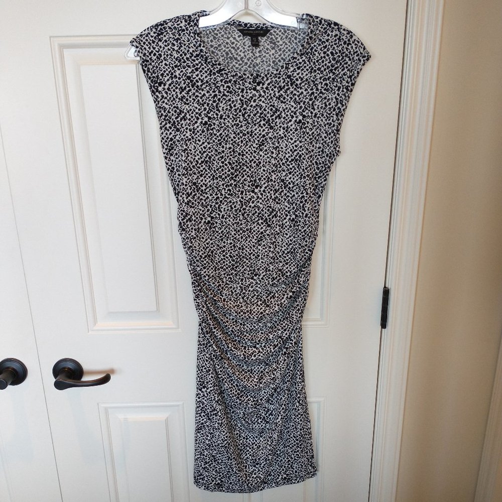 Banana Republic Women's size XS black and white patterned summer dress